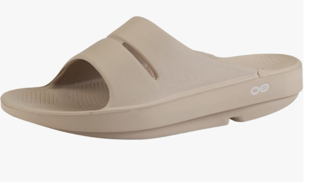 OOFOS OOahh recovery slide with contoured footbed for post-workout comfort.